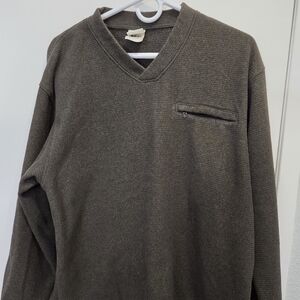 REI Men's V-Neck Sweater in Olive